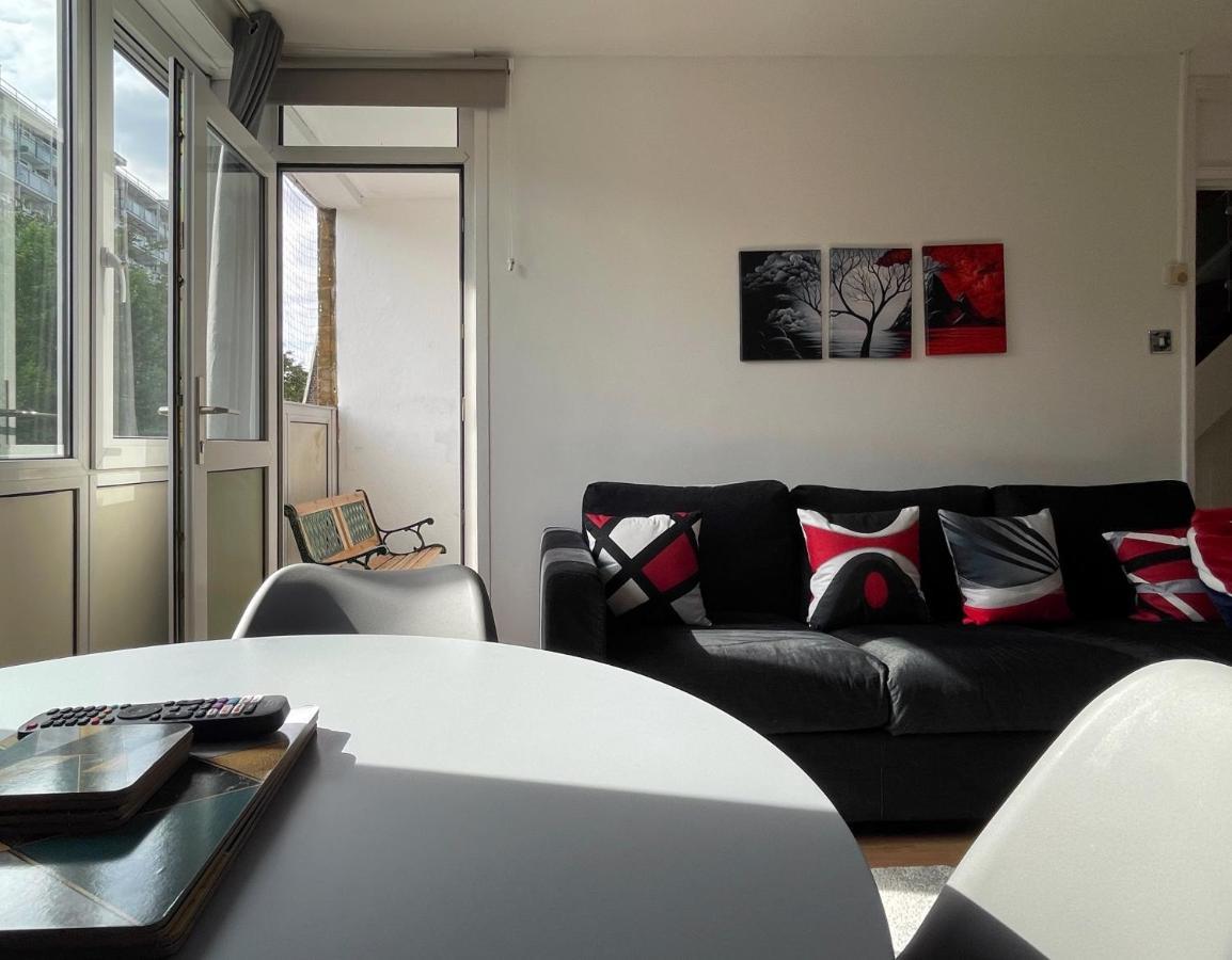 Noah'S Place In Mile End ロンドン エクステリア 写真